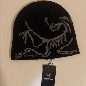 Arc'teryx Black and Gray Beanie